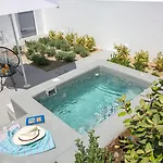 Apanomeria Boutique 4* Oia