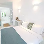 Apanomeria Boutique