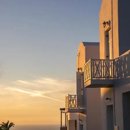 Apanomeria Boutique Aparthotel 3*