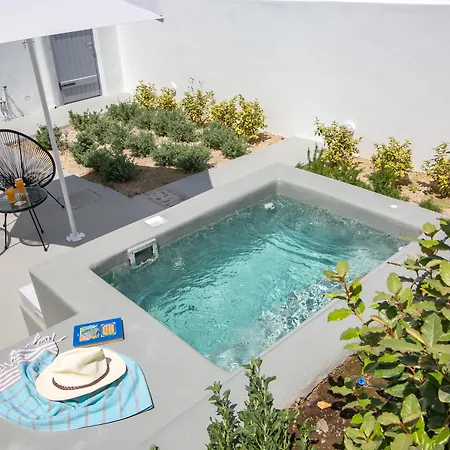 Apanomeria Boutique 3* Oia (Santorini)