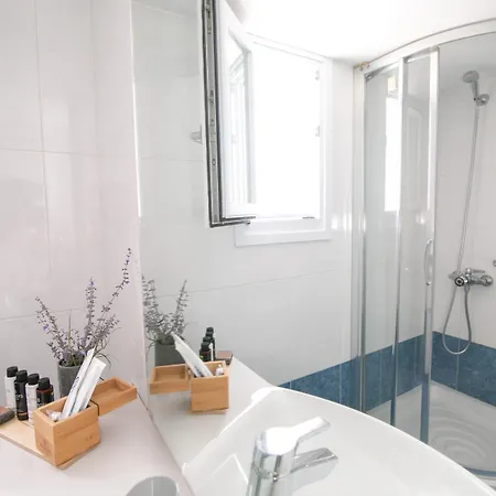 Apanomeria Boutique Aparthotel Oia (Santorini)