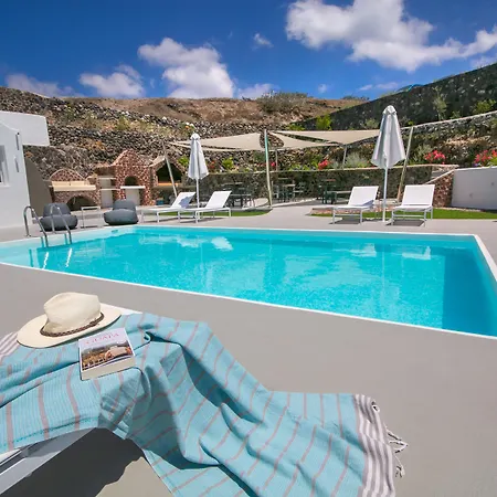 Apanomeria Boutique Oia (Santorini)