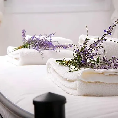 Apanomeria Boutique Aparthotel