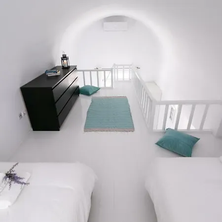 Apanomeria Boutique Aparthotel Oia (Santorini)