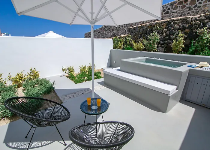 Apanomeria Boutique 4*