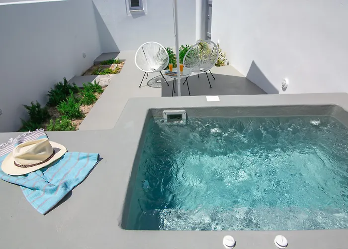 Apanomeria Boutique Aparthotel Oia