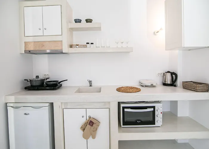 Apanomeria Boutique 4*