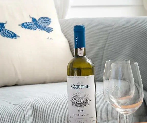 Apanomeria Boutique Aparthotel 4*