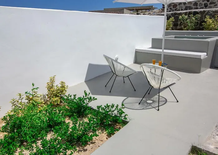 Apanomeria Boutique 4*